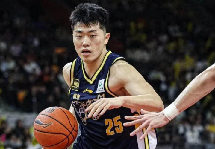 缓慢, 持续下滑, 场比赛的投