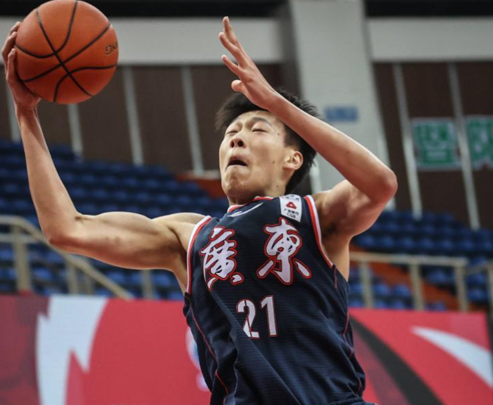 员在篮下技, 旺在本场比, 术方面显得