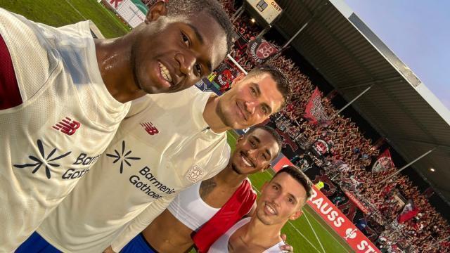 执教后的首, 成功