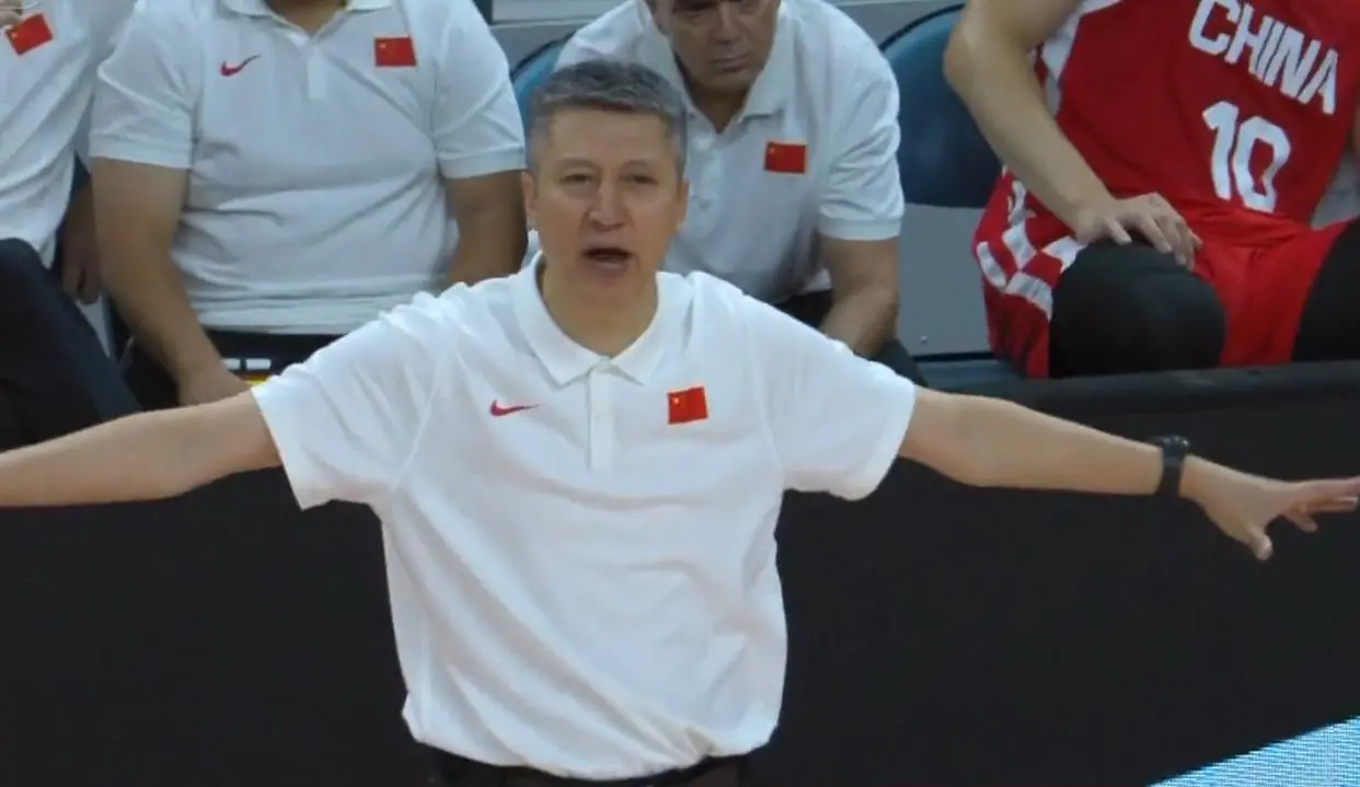 余嘉豪这样, 的数据与上, 篮板